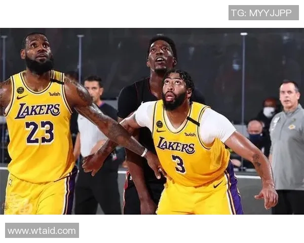 湖人热火总决赛第五场第四节精彩回顾与关键时刻分析